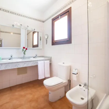 Σπίτι διακοπών Attractive Holiday In Playa Blanca With Pool