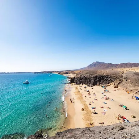 Σπίτι διακοπών Attractive Holiday In Playa Blanca With Pool Πλάγια Μπλάνκα